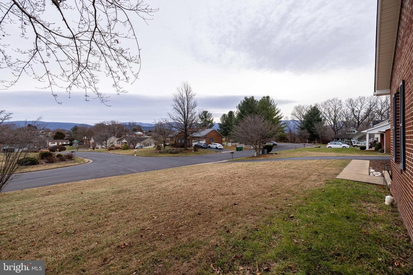 11 Independence Drive photo 42