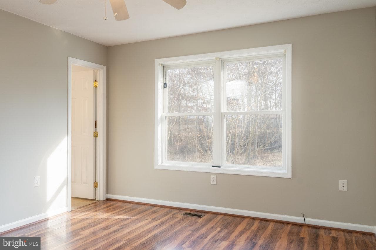 145 Hickory Drive photo 27