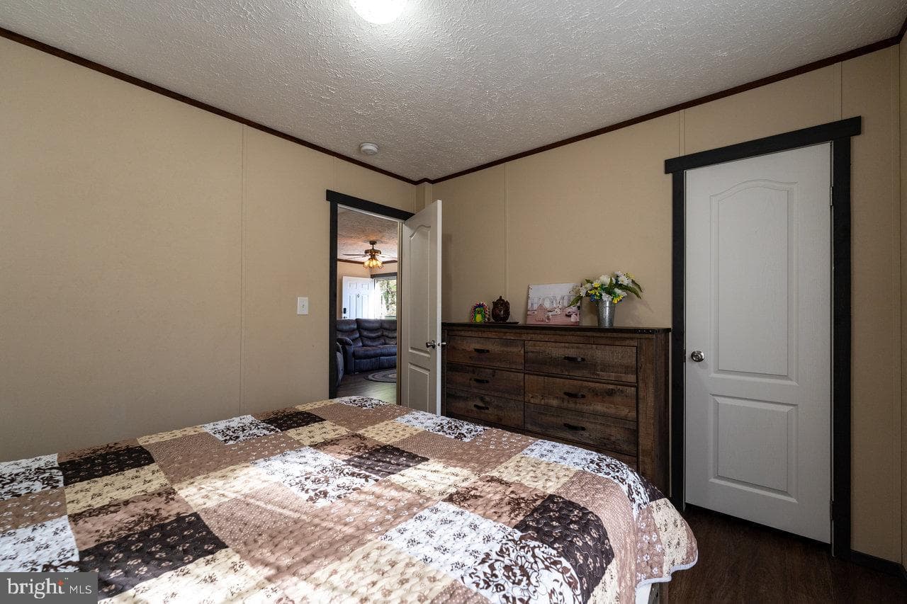 187 Holly Hill Road photo 40