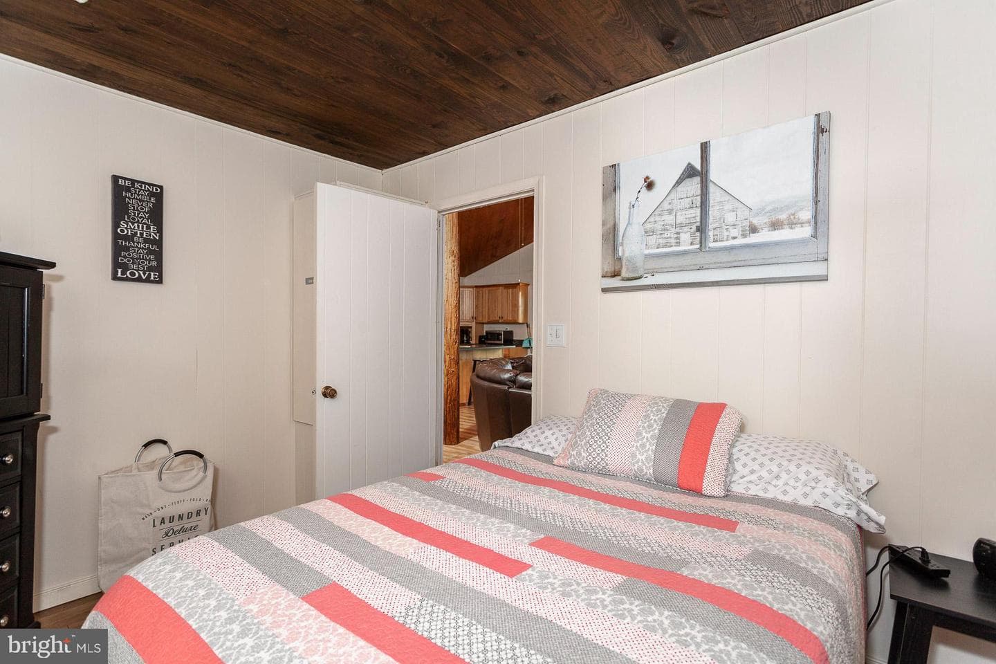 2668 Pine Grove Road photo 32