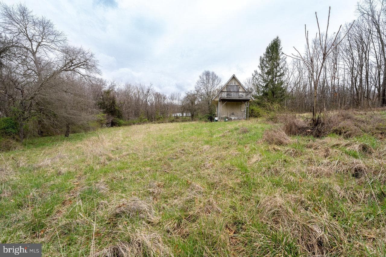 533 Railroad Avenue photo 25