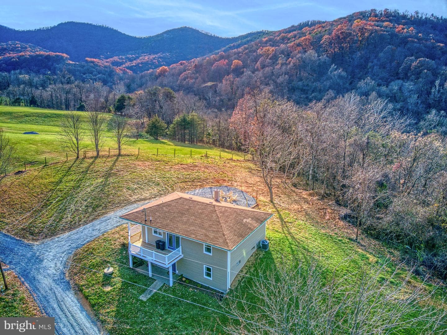 220 View Mountain Road photo 4