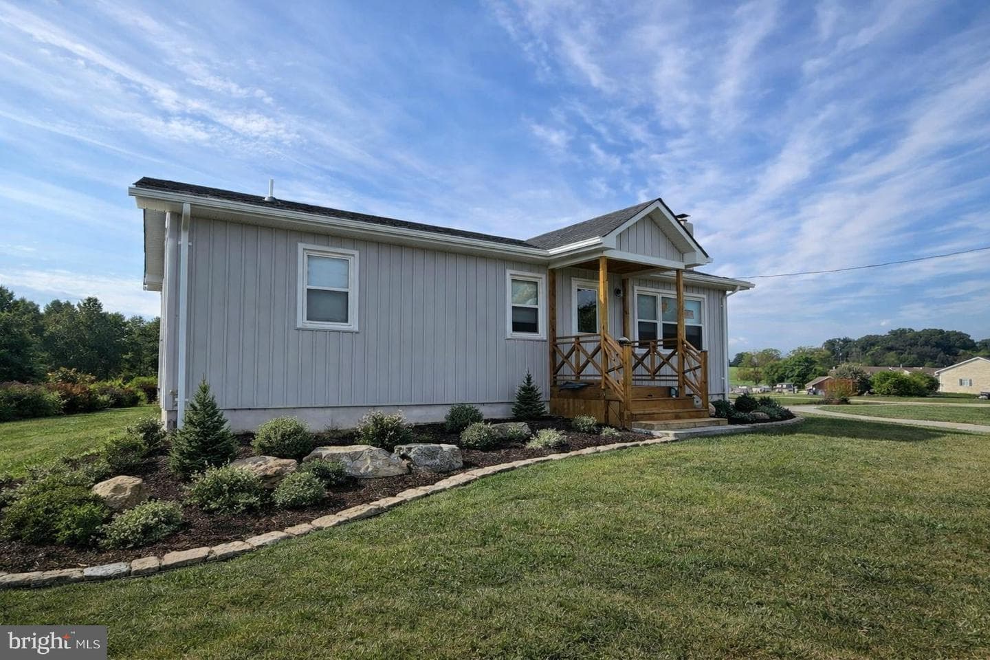 613 Airport Road photo 3
