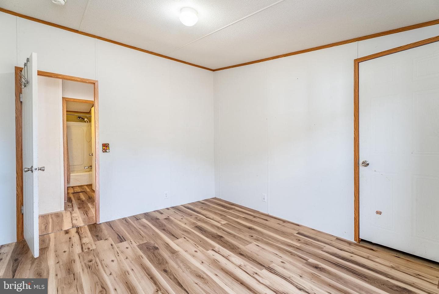 684 Jollett Road photo 30