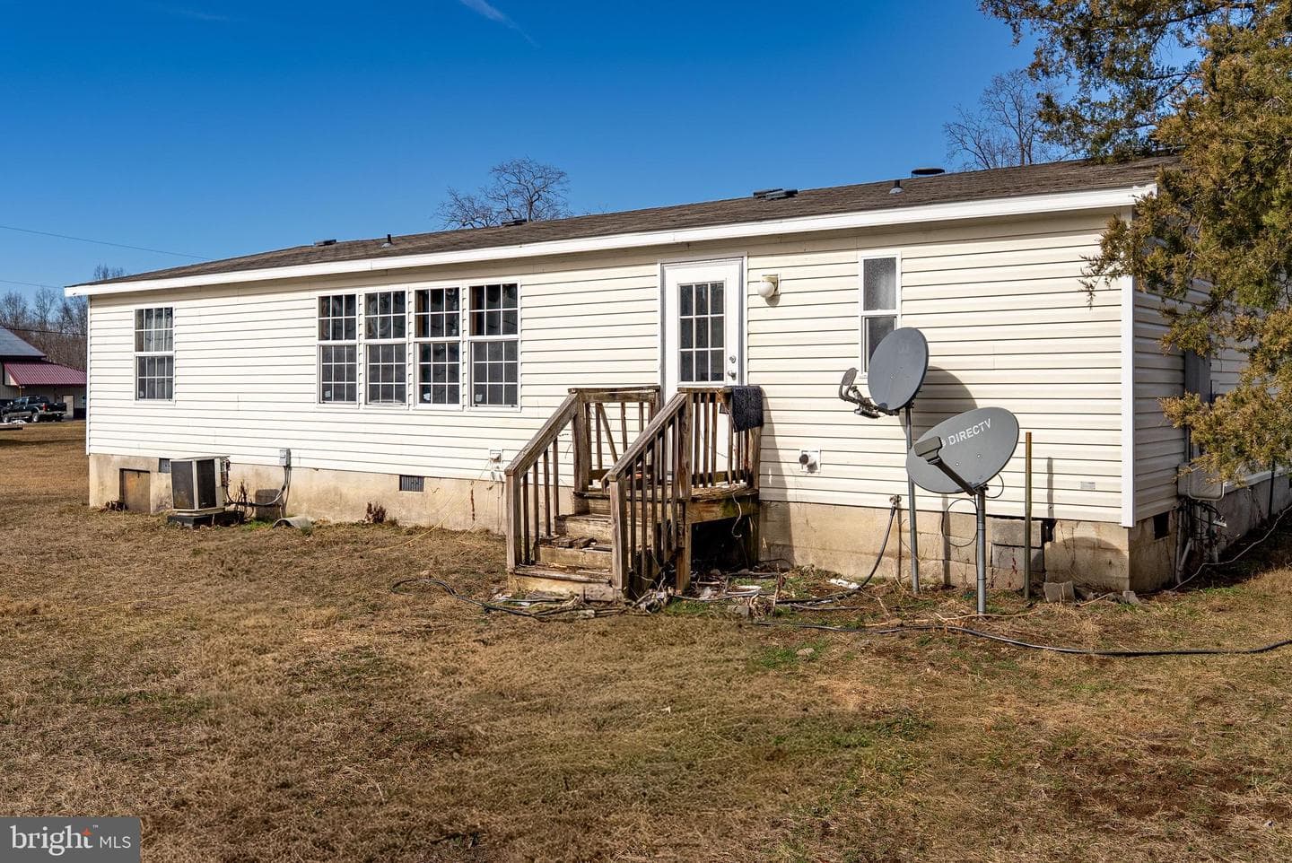684 Jollett Road photo 34