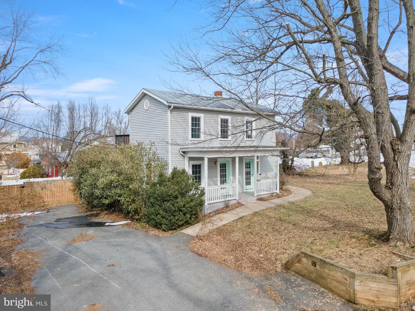 115 E Page Street photo 2