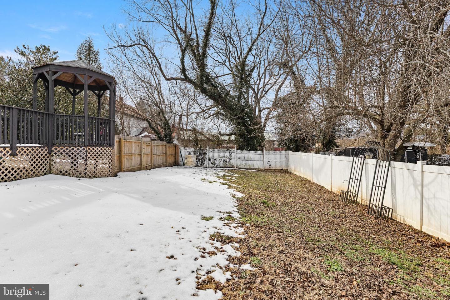115 E Page Street photo 32
