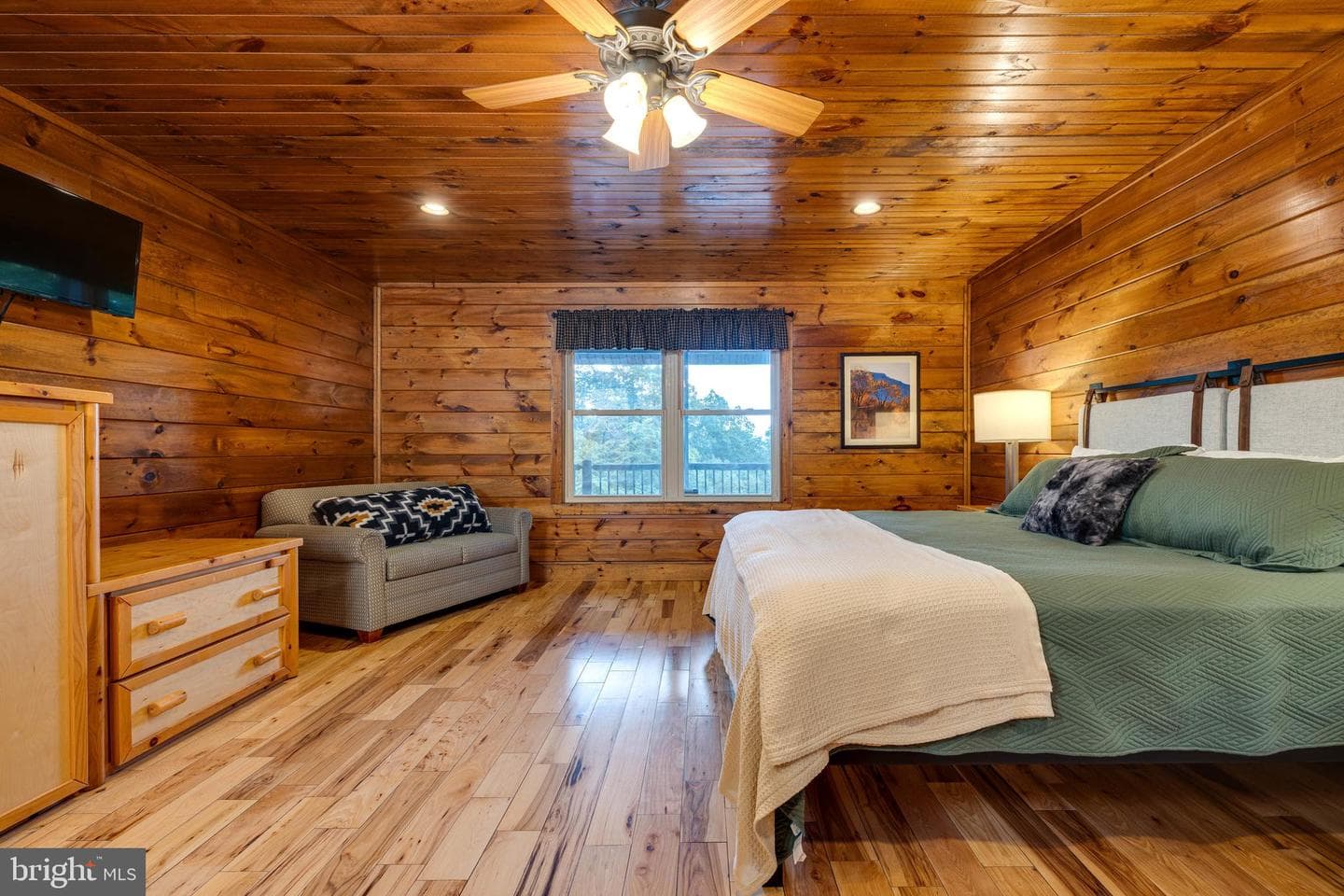 259 Log Home Place photo 28