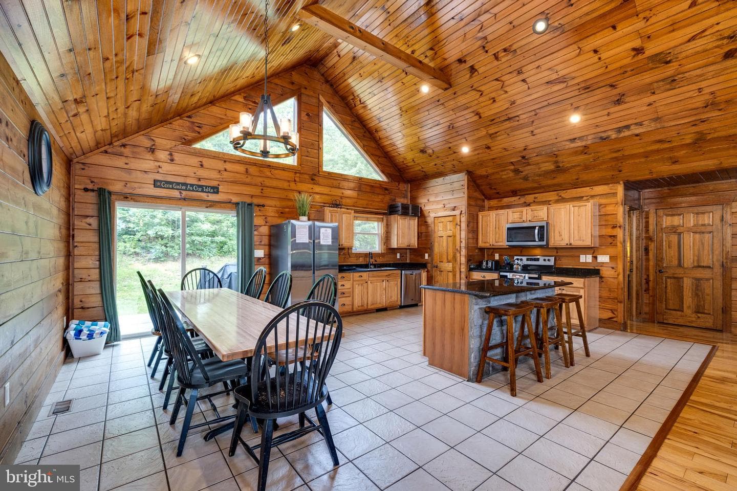 259 Log Home Place photo 5