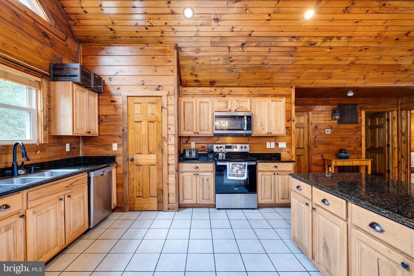 259 Log Home Place photo 8