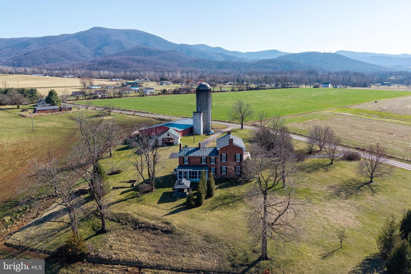 5329 Farmview Road photo 82