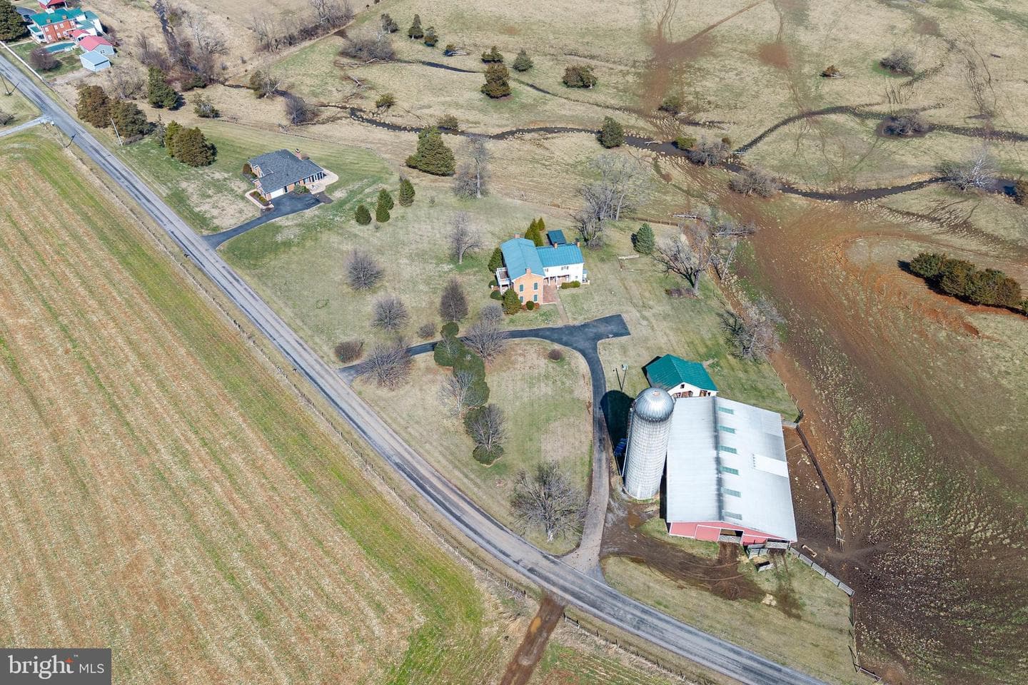 5329 Farmview Road photo 98