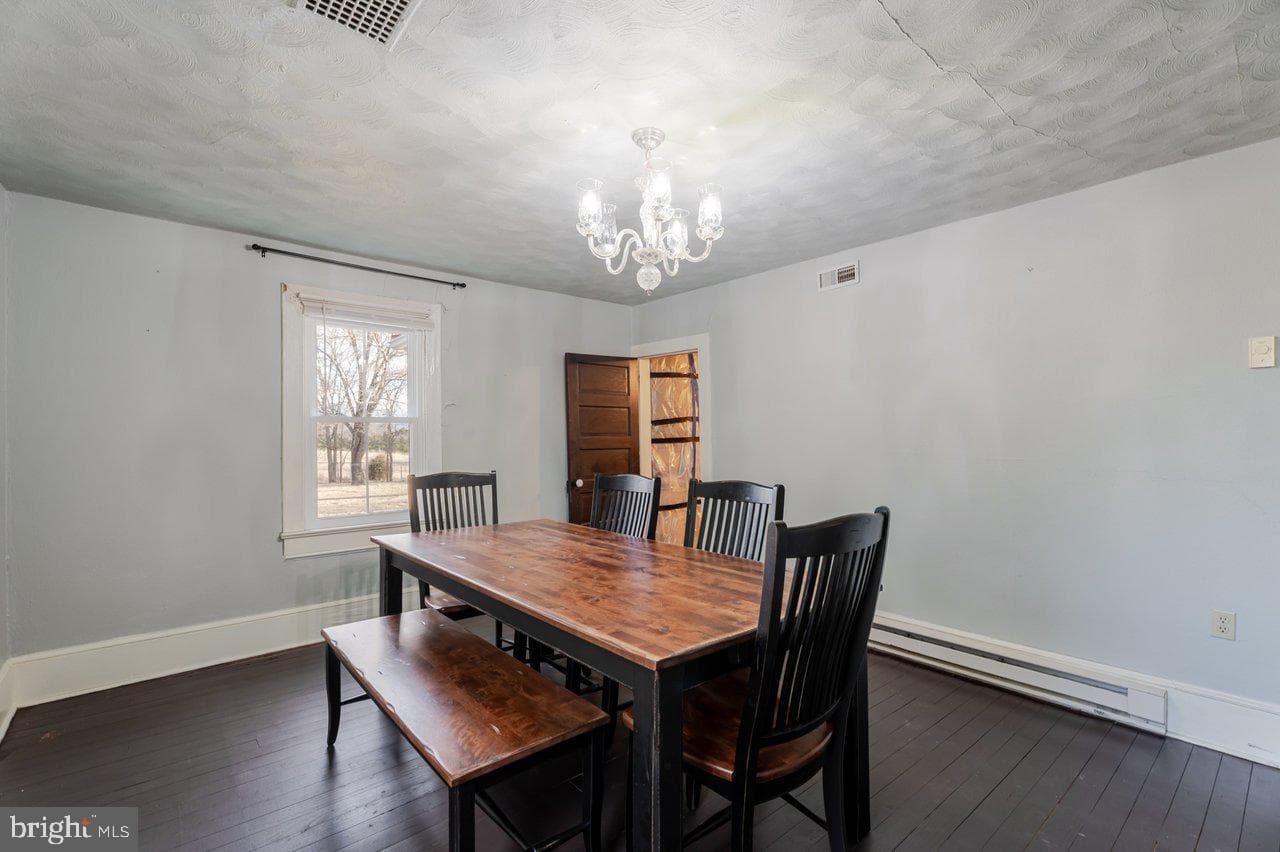 723 Sedwick Road photo 17