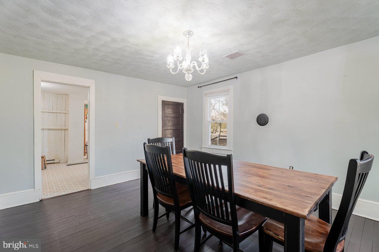 723 Sedwick Road photo 19