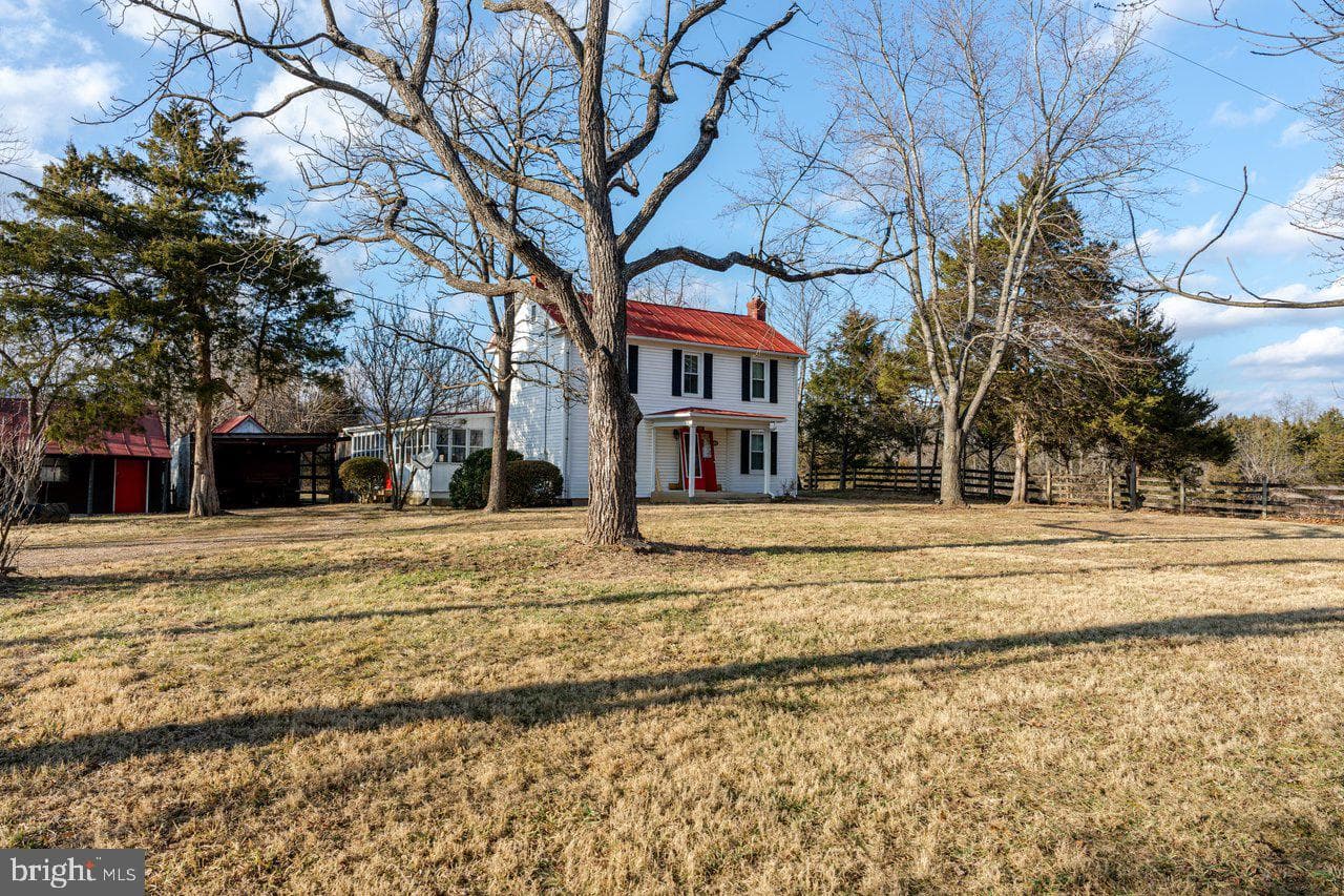 723 Sedwick Road photo 38