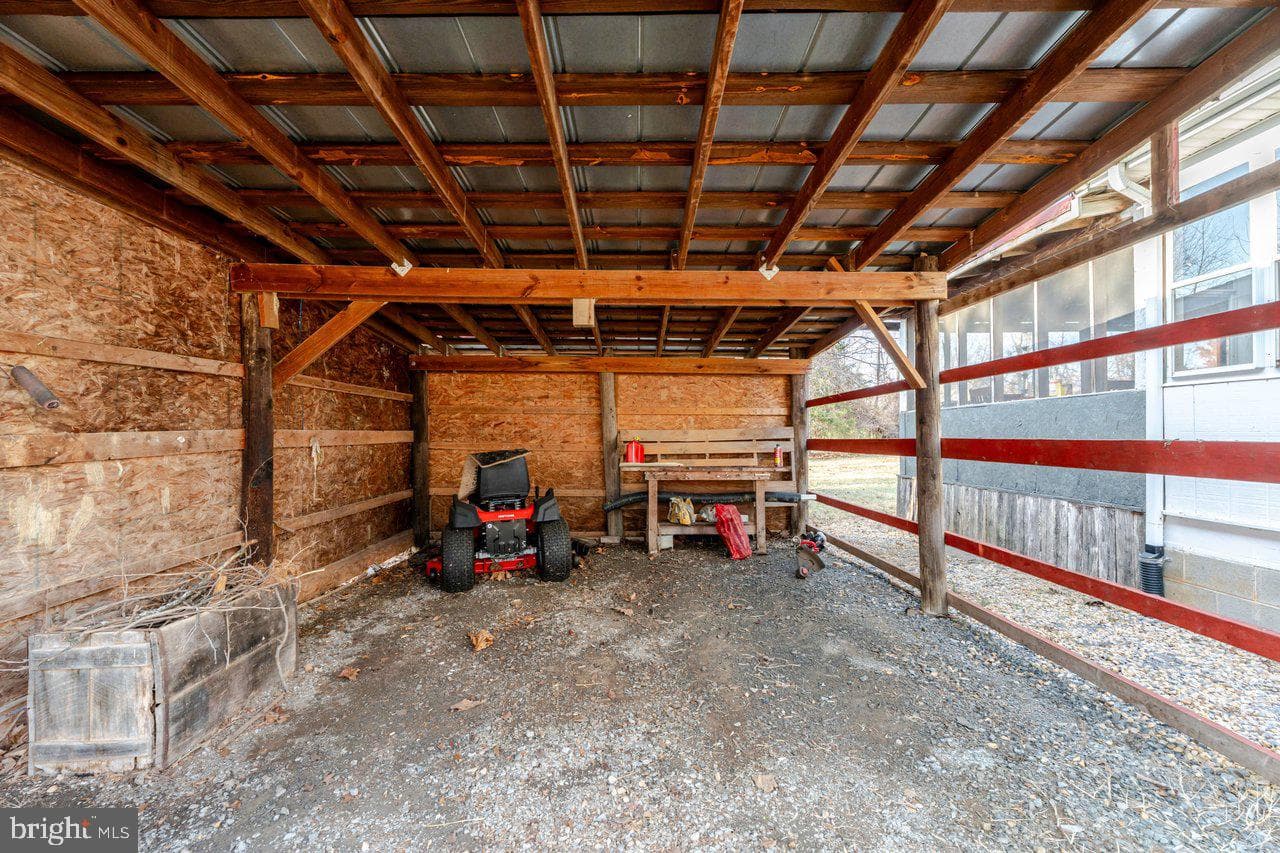 723 Sedwick Road photo 49