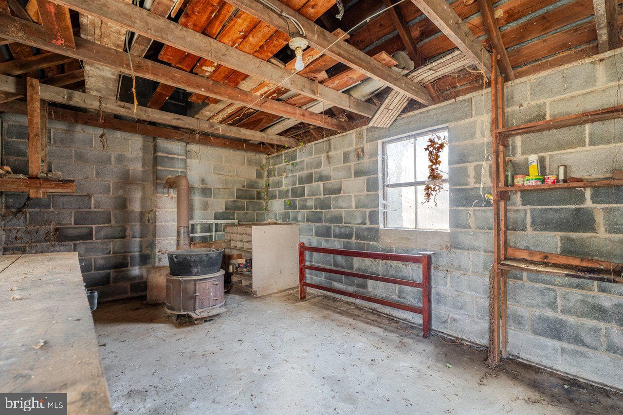 723 Sedwick Road photo 50