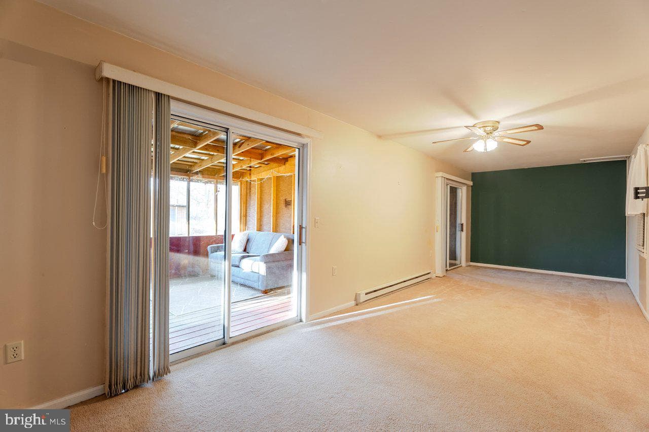 723 Sedwick Road photo 7