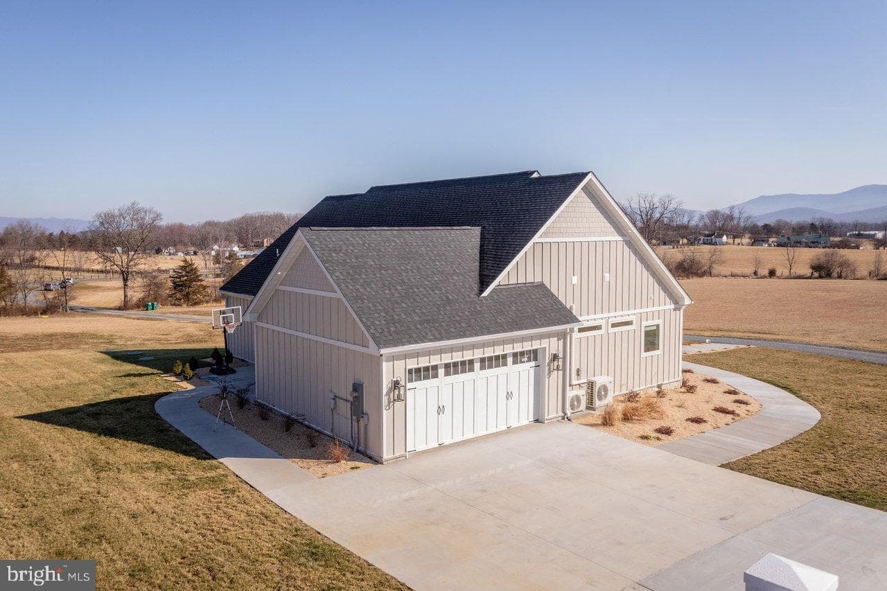 215 Forrest Drive photo 80