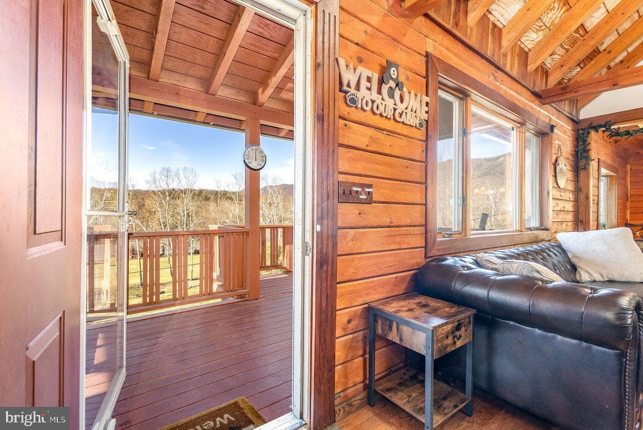 1660 Canoe River Drive photo 69