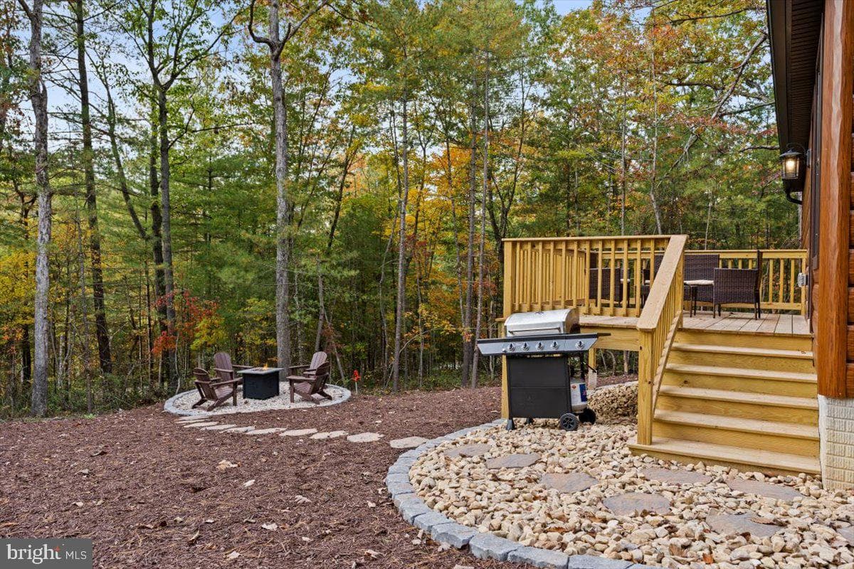 120 Catalpa Court photo 30