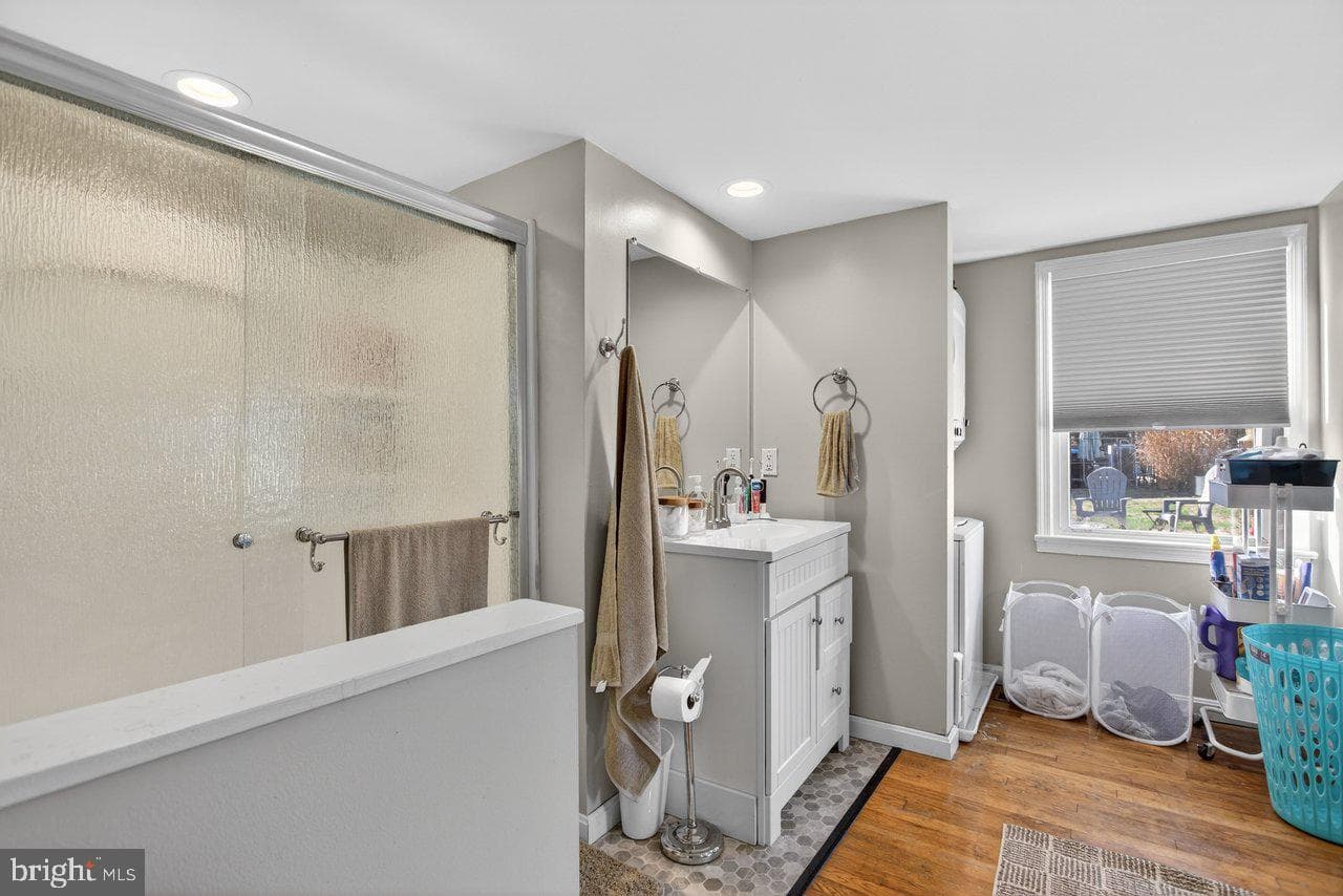 82 Rosser Drive photo 17