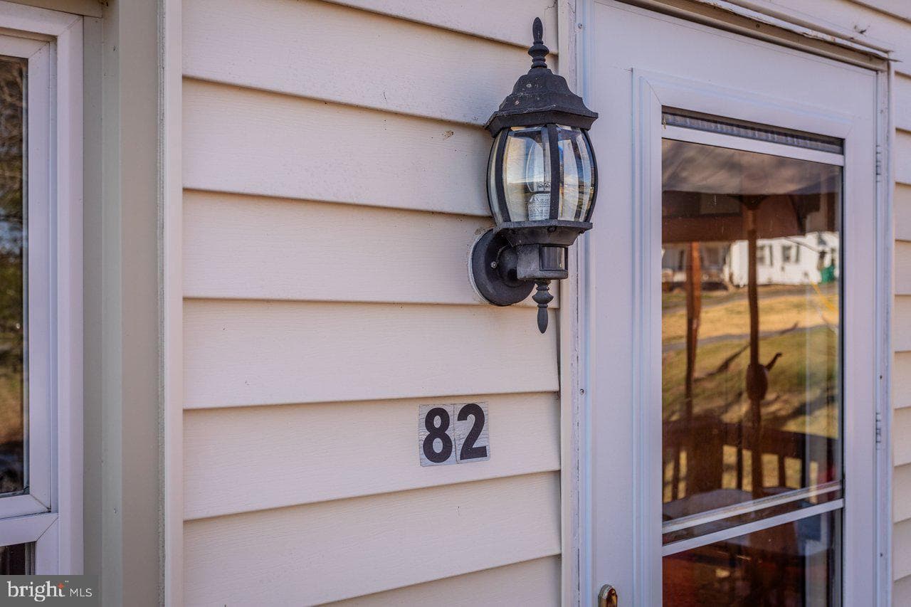 82 Rosser Drive photo 3