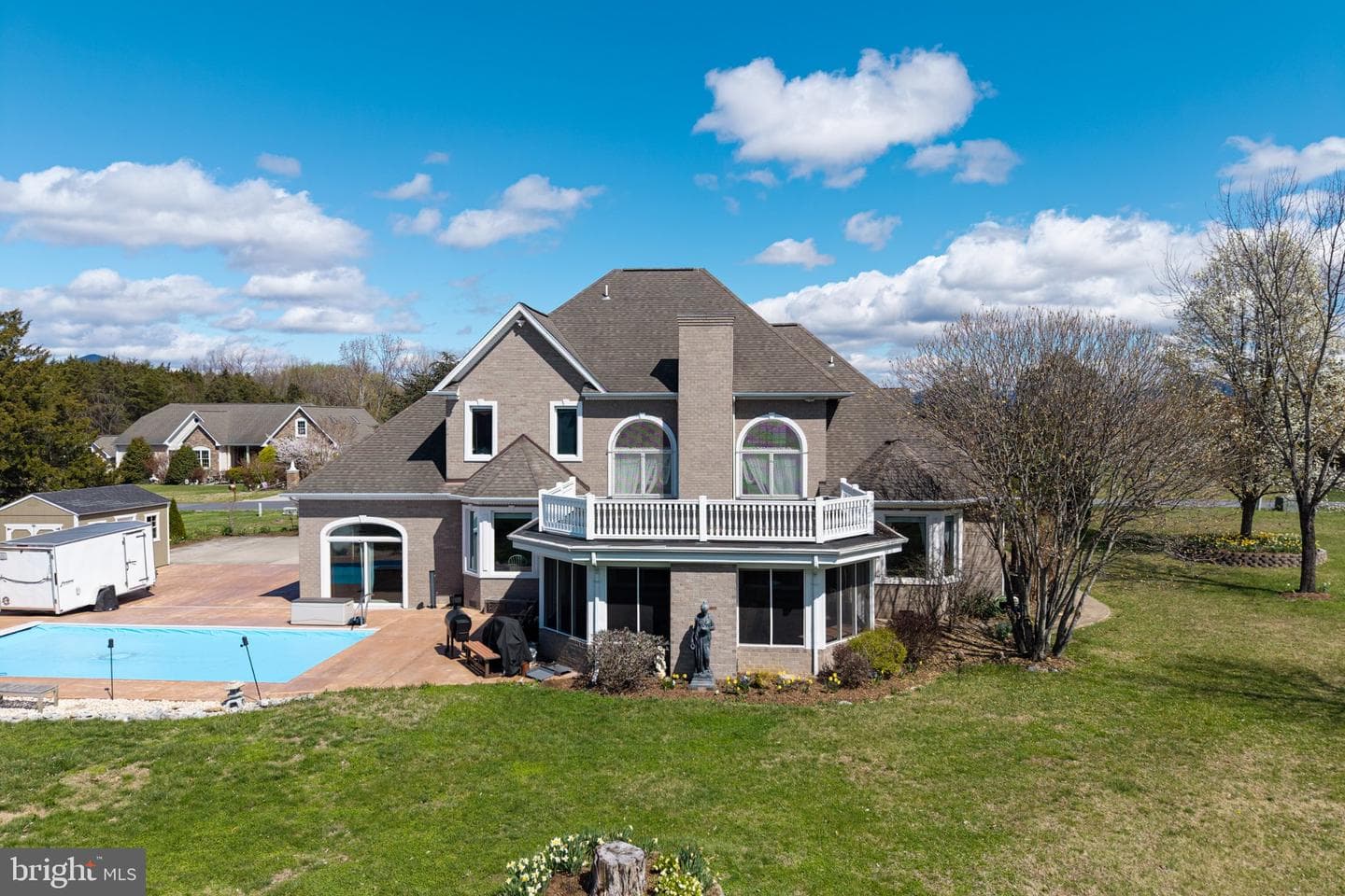 485 Beall Avenue photo 98
