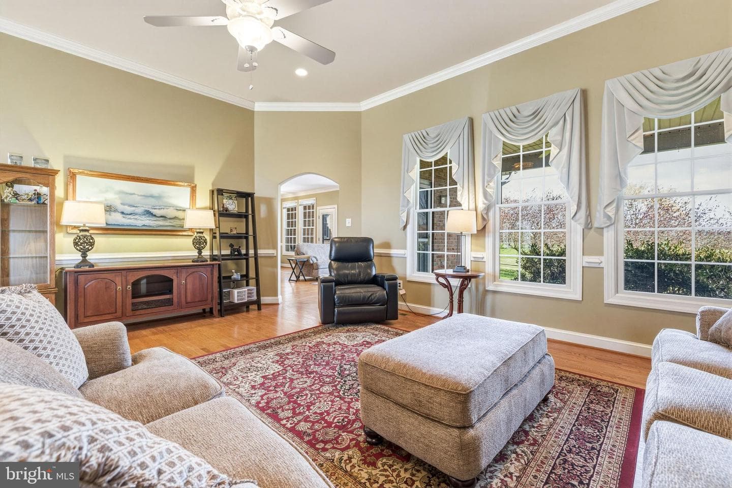 400 Beall Avenue photo 18