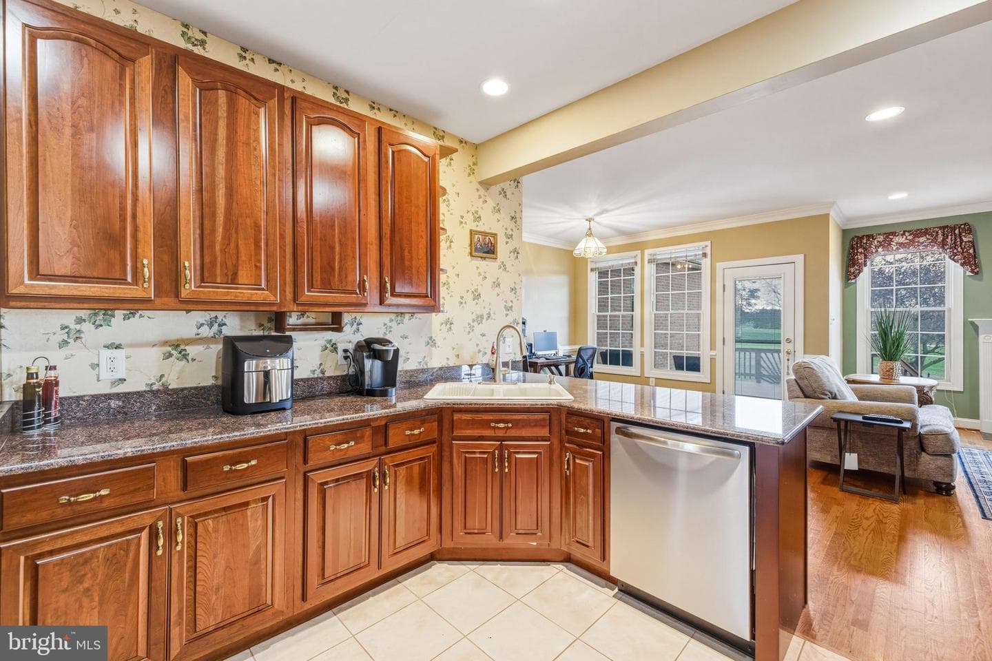 400 Beall Avenue photo 22