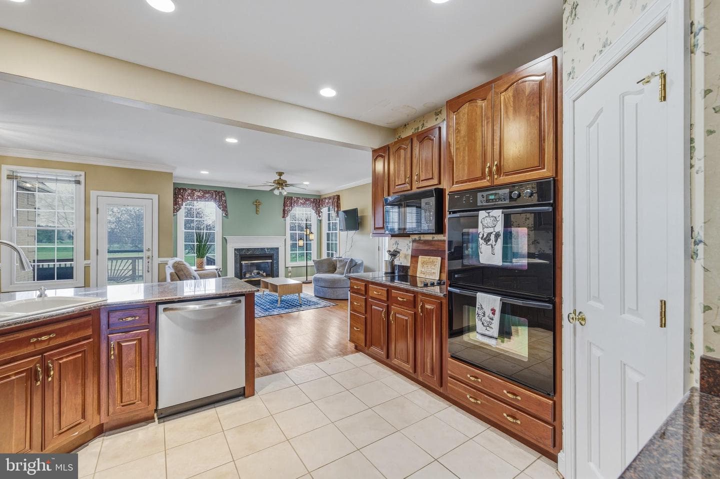 400 Beall Avenue photo 23