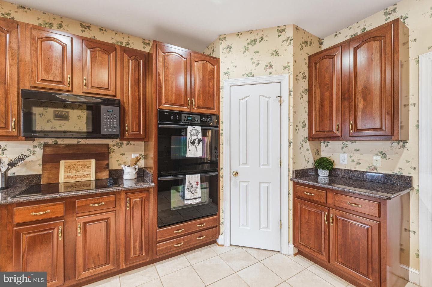 400 Beall Avenue photo 25