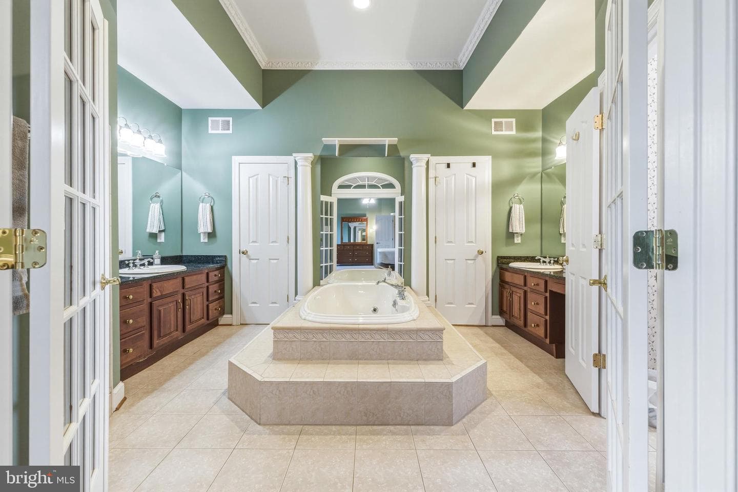 400 Beall Avenue photo 38