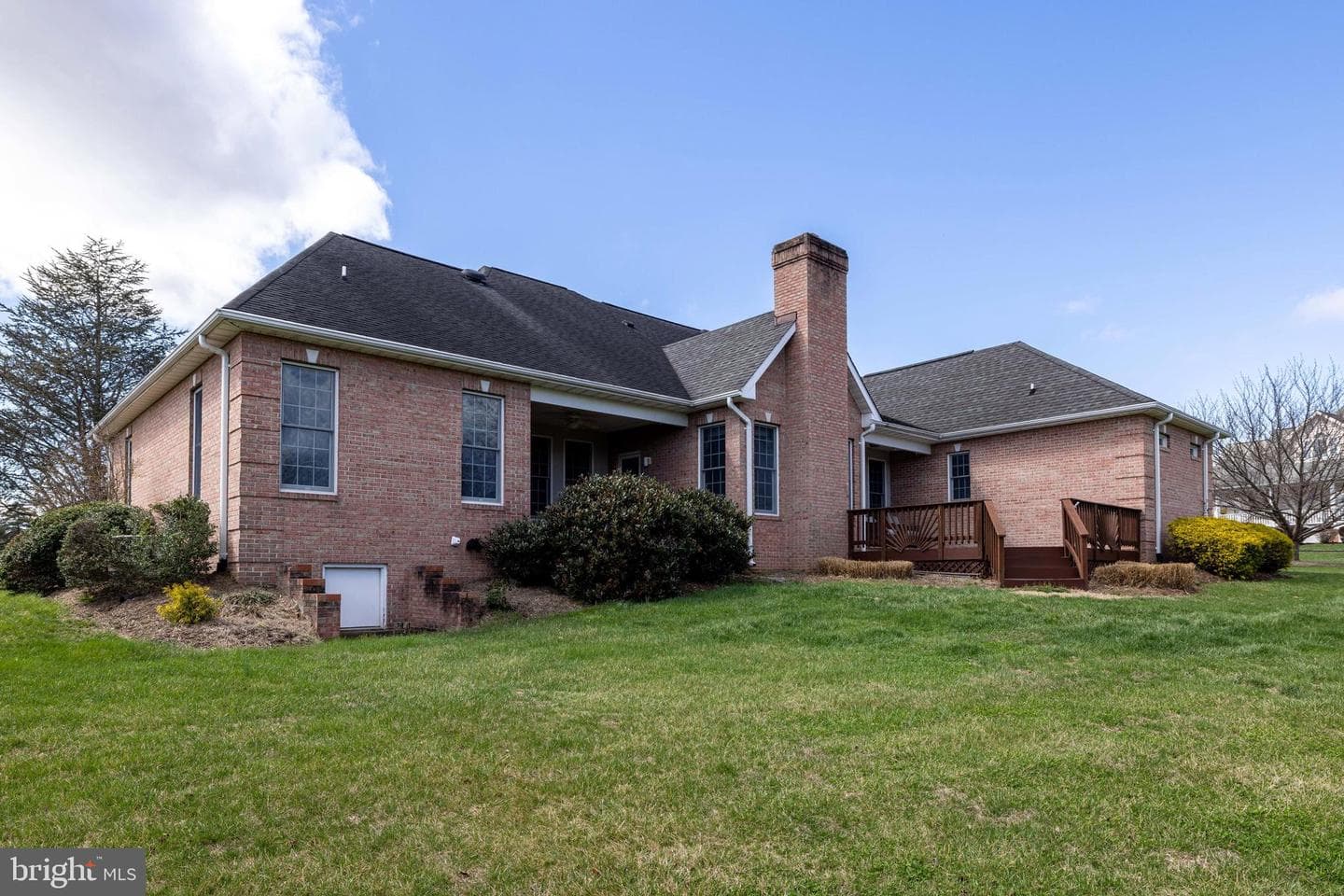 400 Beall Avenue photo 68