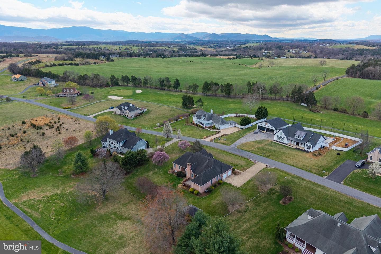 400 Beall Avenue photo 84