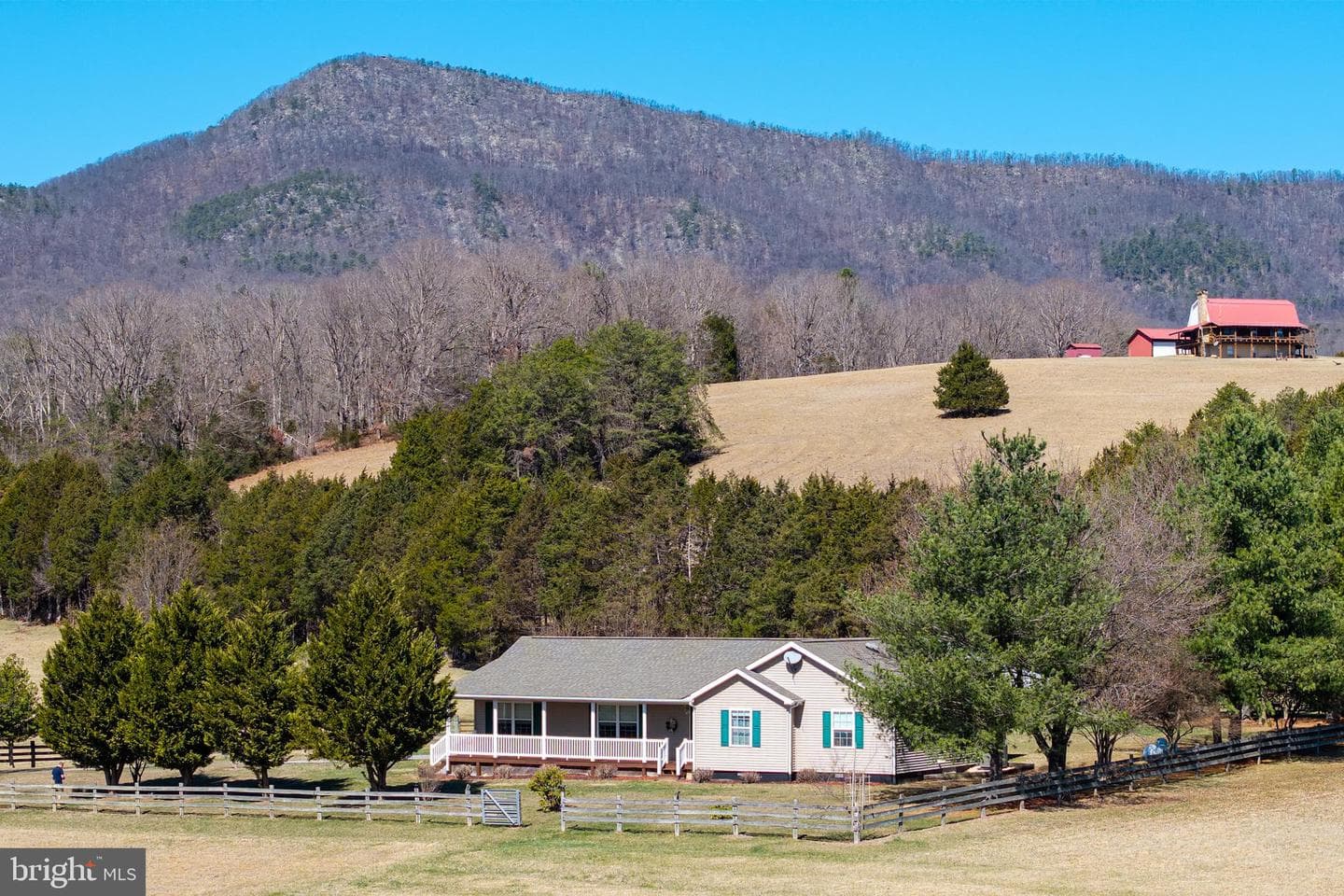 2301 S Page Valley Road, Luray
