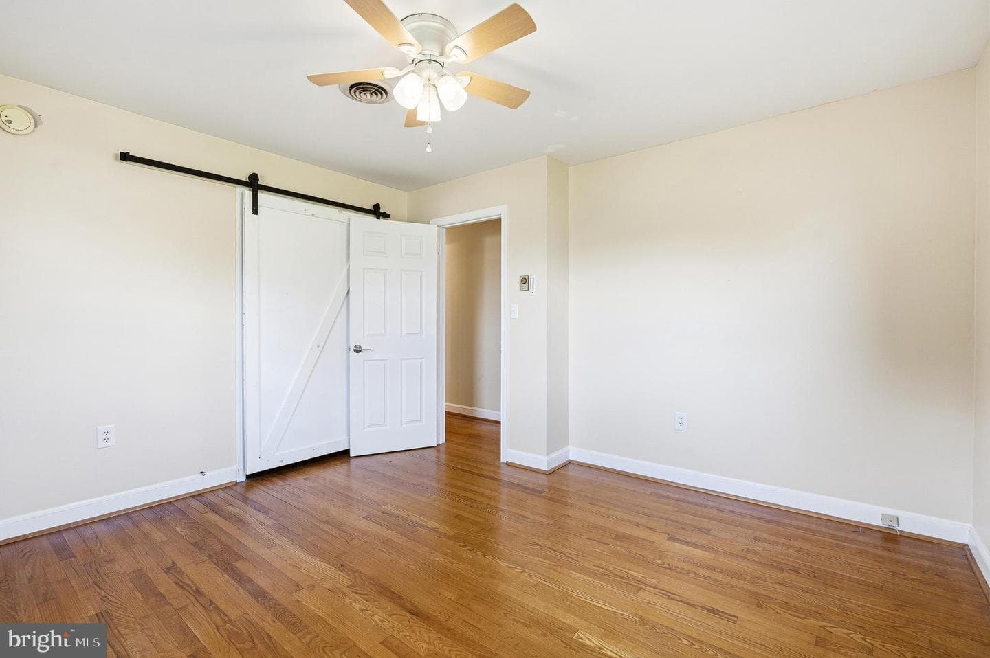 25 Woodland Park Drive photo 32