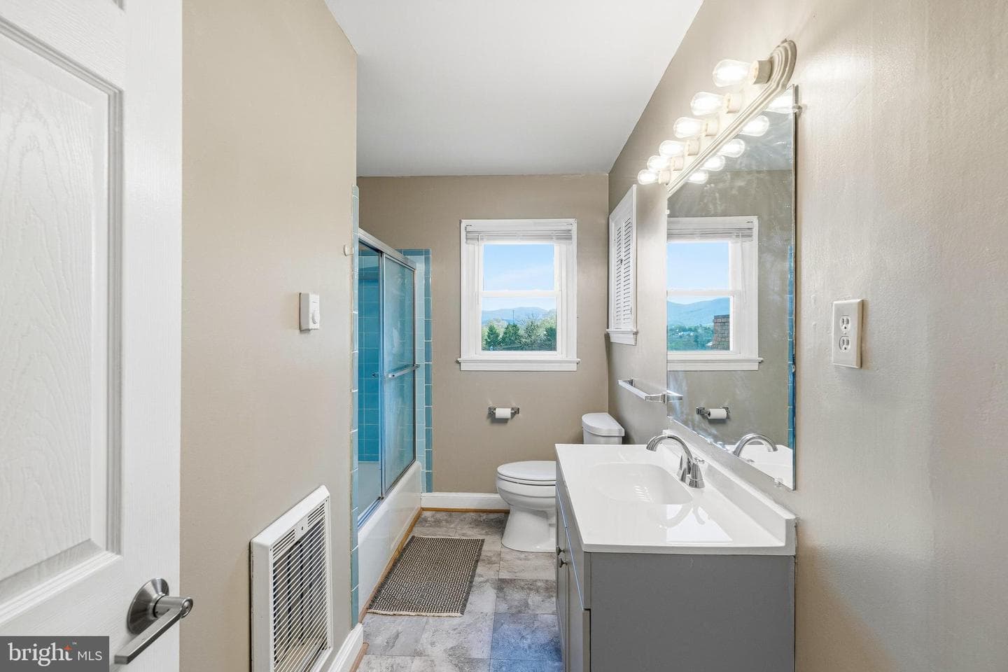 25 Woodland Park Drive photo 41