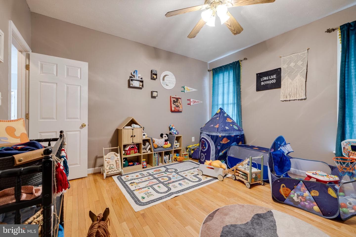 154 W Wanda Street photo 19