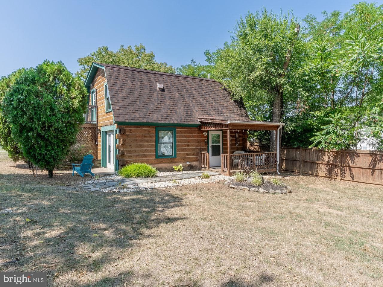 113 W Main Street photo 81