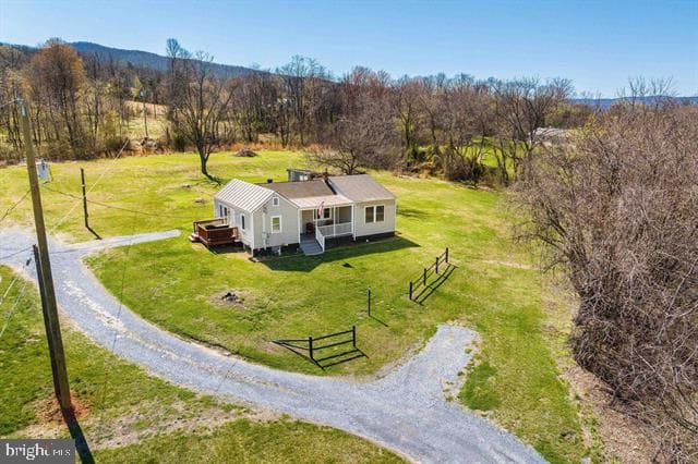 160 Honeysuckle Lane photo 39