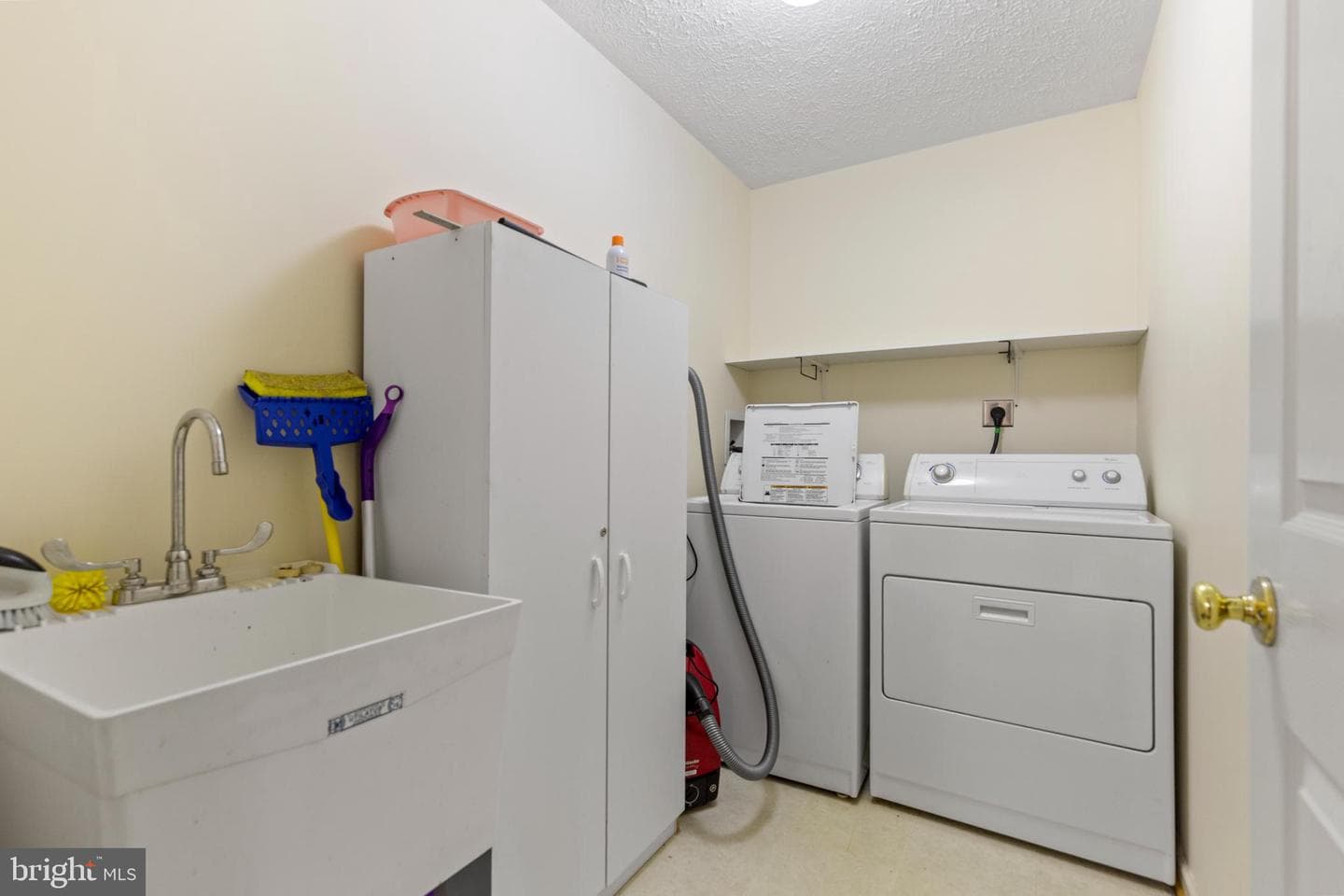 5 Hite Court photo 25