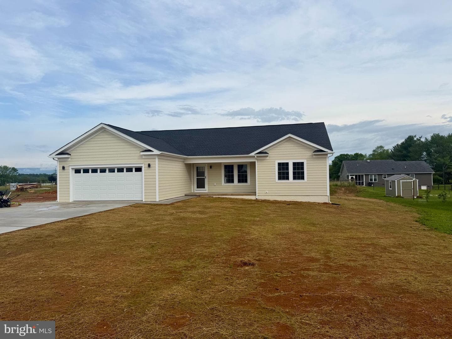 90 Arthur Lane photo 2