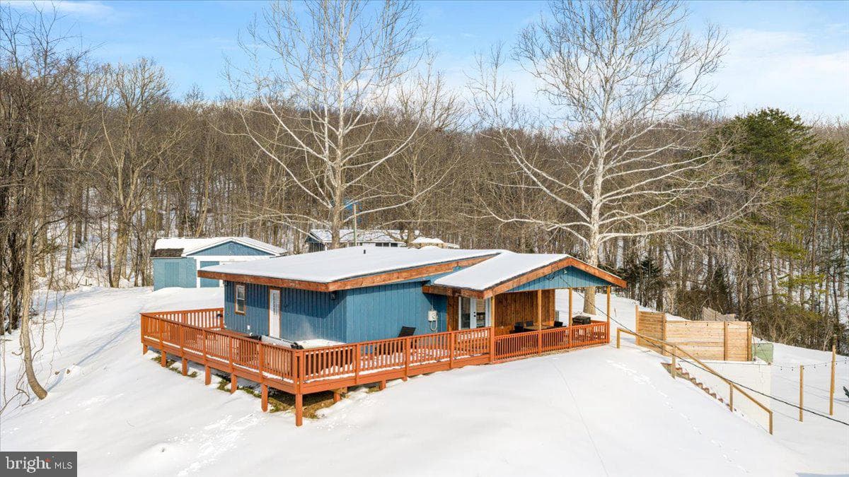 319 Lake Drive photo 41