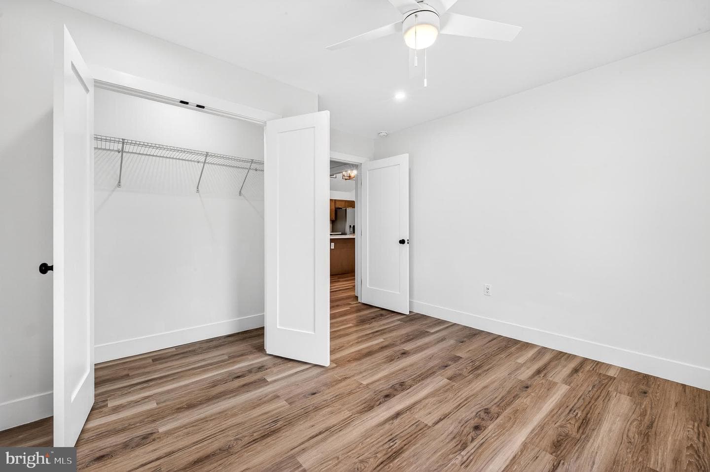 551 Park Rd photo 40