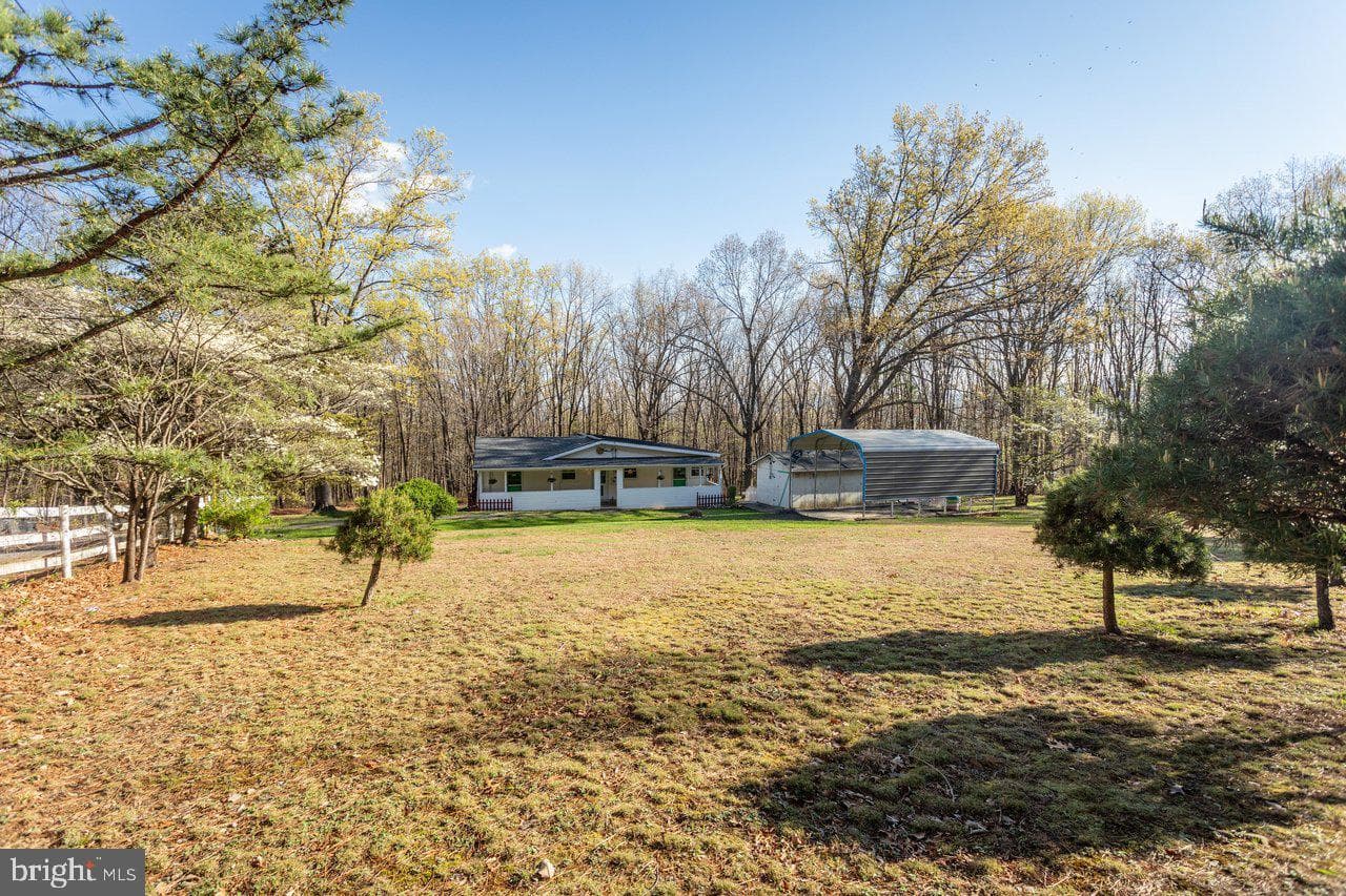 160 Gale Lane photo 45