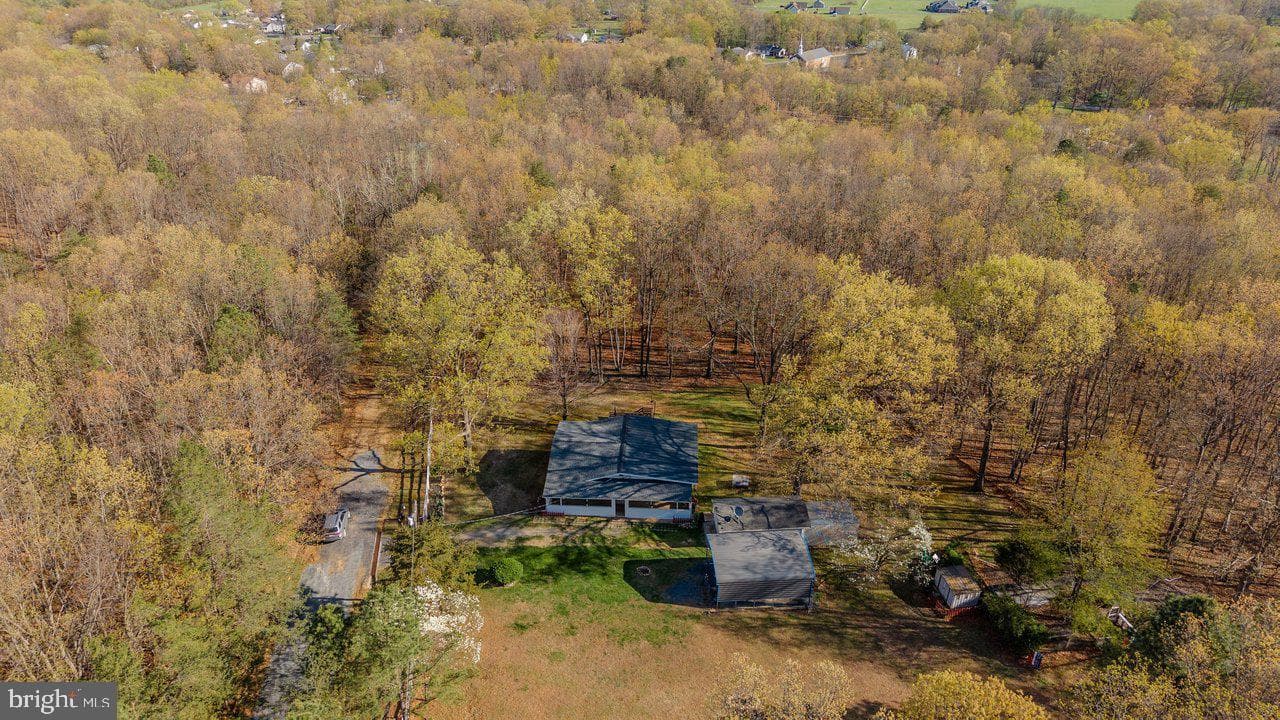 160 Gale Lane photo 69