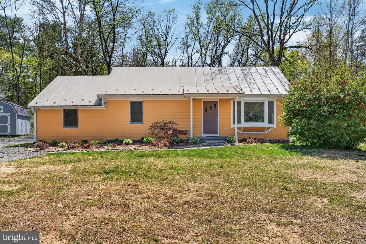 202 Lake Arrowhead Road, Luray