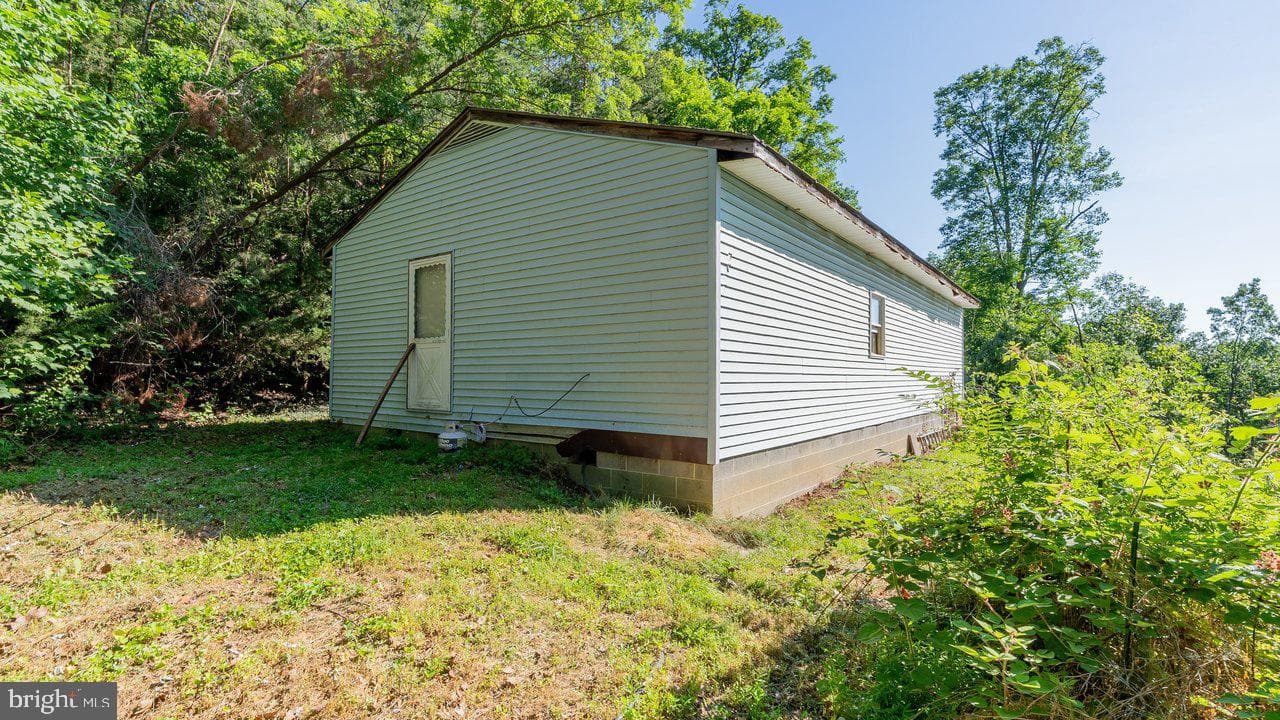 531 Forest Drive Extension photo 4