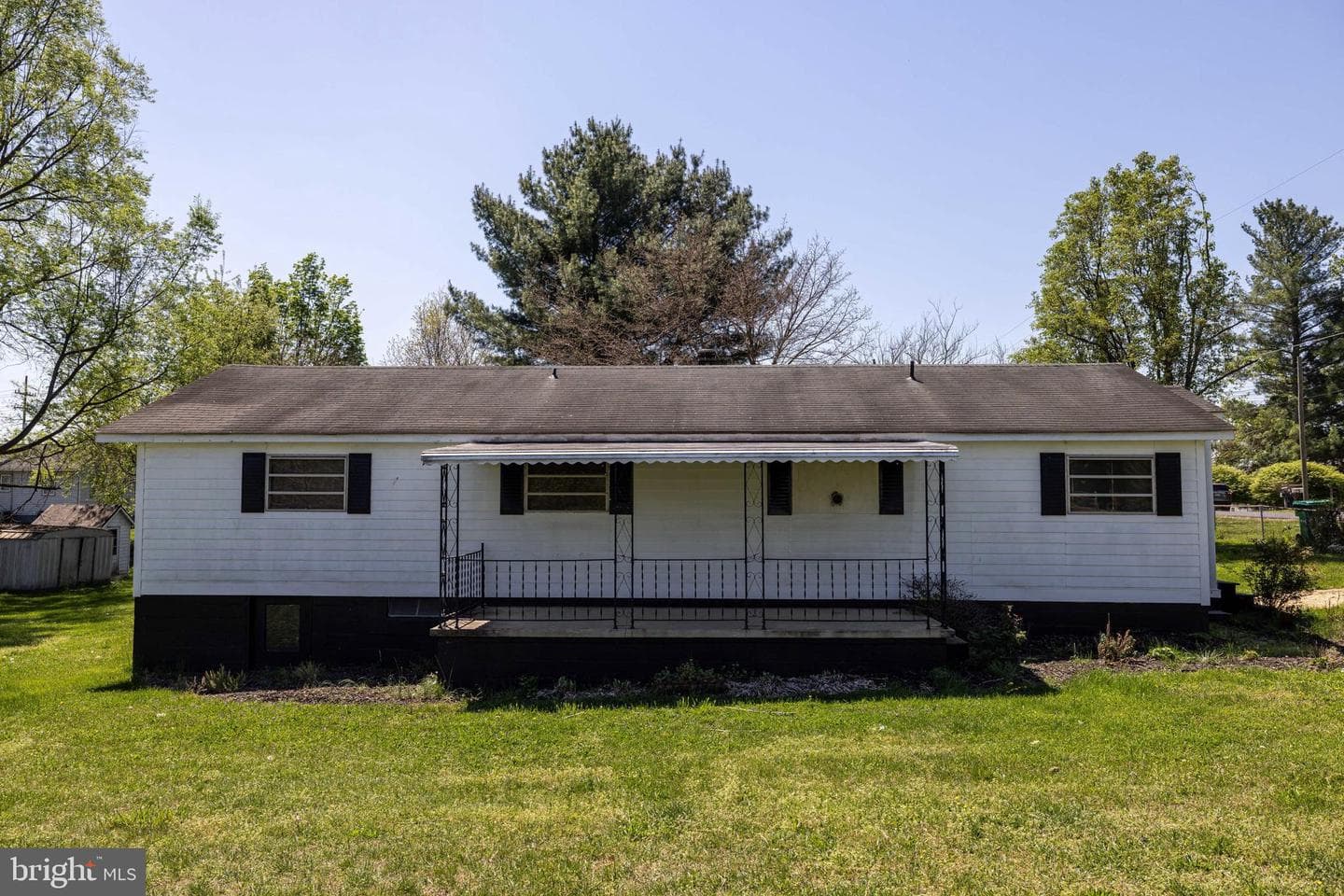 411 Fourth Street photo 36